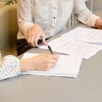 Tips to Identify the Right Lawyer for You