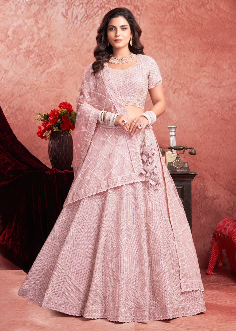 The Elegance of Traditional Indian Fashion: Embracing Embroidered Sarees, Ethnic Suits, and Lehenga Cholis in Canada